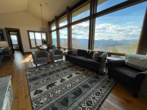 Modern Mountain Getaway, Pet Friendly, WiFi, Long Range Sunset Views - Golden Eagle Landing cabin